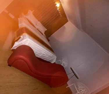 Bac Lieu Hotel | Experience Comfort at Motel Happy House with Ocean View