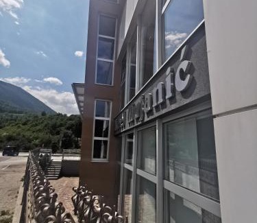 Ilidza Hotel | Explore Motel Mujanic Sarajevo: Family-Friendly Retreat