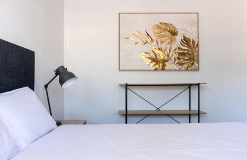 Tintinara Hotel | Budget-Friendly Stay at Motel On Becker with Family Amenities