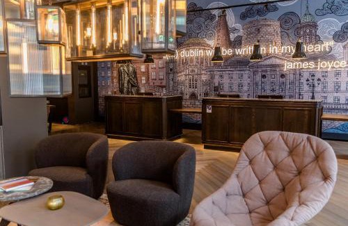 City Centre Dublin Hotel | Discover Motel One Dublin - Pet Friendly & Family-Oriented