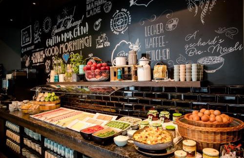 Graz City Centre Hotel | Discover Motel One Graz: Pet-Friendly & Highly Rated Stay