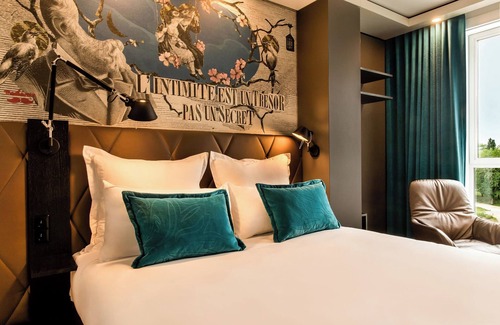 12th Arrondissement Hotel | Discover Motel One Paris - Porte Dorée with Spa & Breakfast