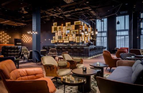 Feuerbach-Ost Hotel | Discover Comfort at Motel One Stuttgart-Feuerbach