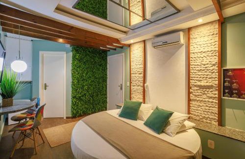 Tapera Hotel | Budget-Friendly Motel Paradiso - Tapera with Hot Tub & Breakfast