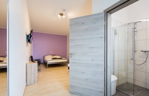 Erwitte Hotel | Family-Friendly Stay at MOTEL Schlegel with Great Reviews