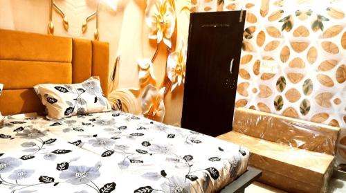 Phagwara Hotel | Discover MOTEL STAR PARADISE - Perfect for Corporates & Families
