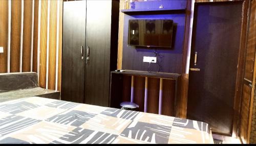 Phagwara Hotel | Discover MOTEL STAR PARADISE - Perfect for Corporates & Families