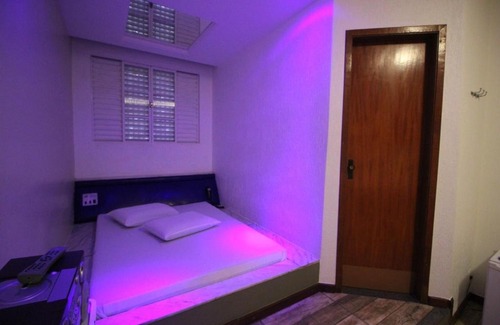 Castelo Hotel | Cozy Motel Strattus for Adults with Restaurant Amenities