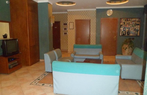 Polla Hotel | Cozy Motel Tempio: Pet-Friendly with Breakfast Included
