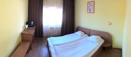 Milcoiu Hotel | Budget-Friendly Motel Topolog: Pet Friendly & Convenient Amenities