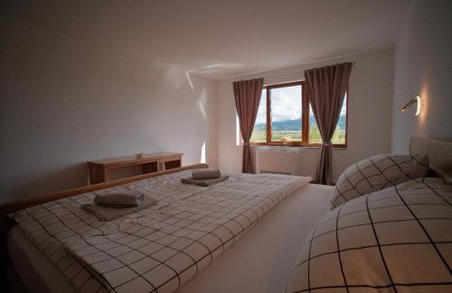 Canton 10 Hotel | Budget-Friendly Stay at Motel Vujeva with Family Amenities