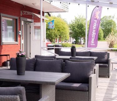 Rattvik Apartment | Family-Friendly Stay at Motell Fyra Hästar with Kitchen Access