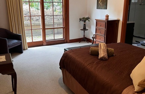 Kenthurst House | Discover Mother Earth: A Rural Retreat near Sydney