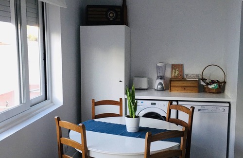Beato Apartment | Top-Rated Mother God Guest House with Breakfast & Kitchen