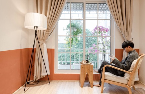 Hang Bai Apartment | Discover MotNua: Lake View Studio in Central Hanoi