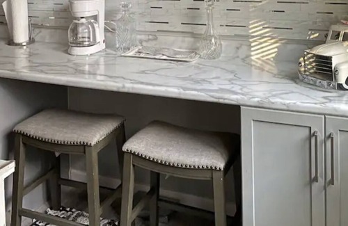 River Rouge House | Motor City’s Blue Paradise