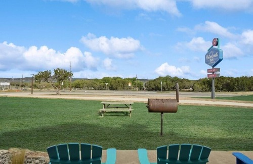 Graford Hotel | Relaxing Getaway at MotorBoat Inn Suite 15 with Kitchen