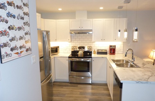 Crofton House | Experience the Crofton Seawalk: Bicycle and Motorcycle Friendly