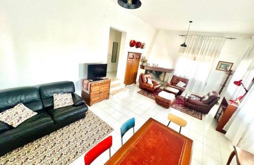 Sarroch House | Explore Sardinia with Family-Friendly Amenities & Top Ratings