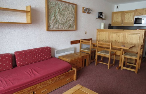Meribel-Mottaret Apartment | Top-Rated Mottaret Apartment with Convenient Garage Access