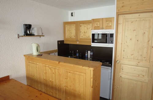 Meribel-Mottaret Apartment | Top-Rated Mottaret Apartment with Convenient Garage Access