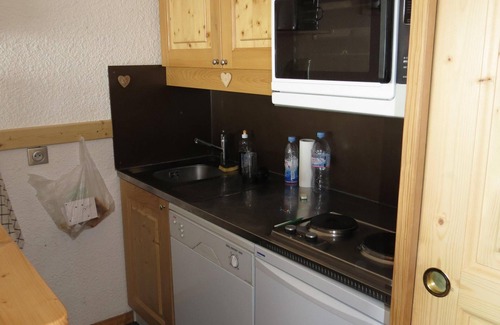 Meribel-Mottaret Apartment | Top-Rated Mottaret Apartment with Convenient Garage Access
