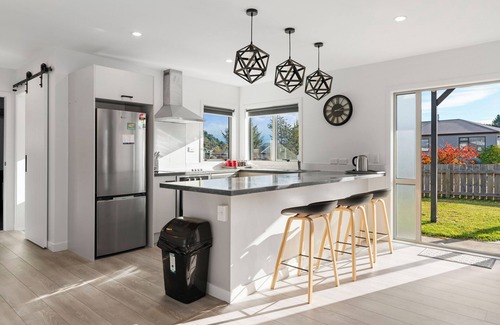 Motuoapa House | Discover Motuoapa Getaway - Family-Friendly Lake Taupo Retreat