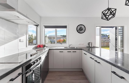 Motuoapa House | Discover Motuoapa Getaway - Family-Friendly Lake Taupo Retreat