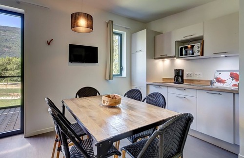 Motz Condo | Unique Apartment at Motz | Experience Nature's Edge