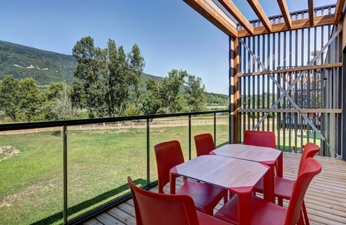 Motz Condo | Unique Apartment at Motz | Experience Nature's Edge