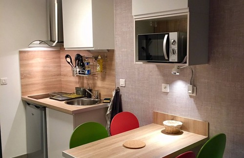 Cayrac Apartment | Top-Rated Moulin D'albias: Family-Friendly Apartment with Spa