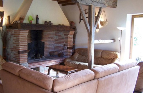 Le Moulin d'Encor House | Discover Moulin d'Encor: Guest Rated 9.6 with Pool & Dining