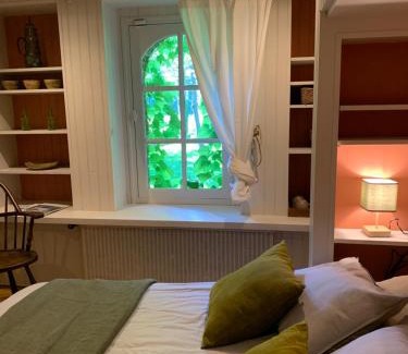 Champrond Bed & Breakfast | Relaxing Oceanfront Retreat at Moulin de Champrond