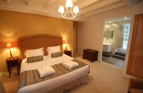 Brantome-en-Perigord Hotel | Elegant Moulin de l'Abbaye: A Pet-Friendly Retreat