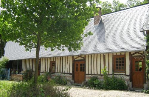 Offranville House | Pet-Friendly Escape at Moulin de la Génetée – Rated 8.9/10