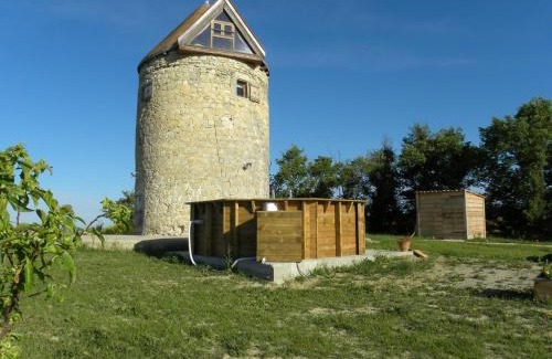 Mas-d'Auvignon House | Pet-Friendly Retreat at Moulin de Salles - Perfect for Families