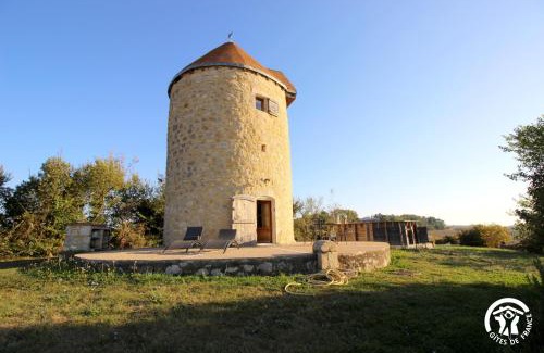 Mas-d'Auvignon House | Pet-Friendly Retreat at Moulin de Salles - Perfect for Families