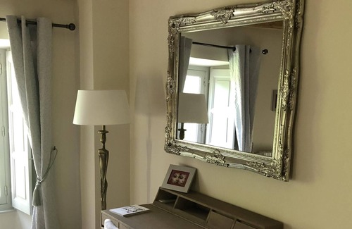 Sorgues House | Moulin de Vaucroze cottage in Provence near Avignon