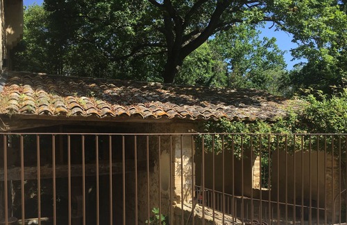 Sorgues House | Moulin de Vaucroze cottage in Provence near Avignon