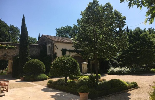 Sorgues House | Experience Excellence at Moulin de Vaucroze - 4-Star Retreat