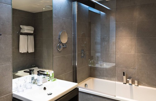 Pont Royal Hotel | Relax at Moulin de Vernègues Hôtel & Spa with Top Amenities