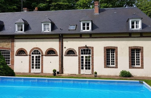 Saint-Martin-d'Ecublei House | Tranquil Moulin des Gondrillers: Pet-Friendly & Family Fun