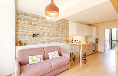 Vertrieu House | Relax at Moulin du Buis with Nordic Bath Experience