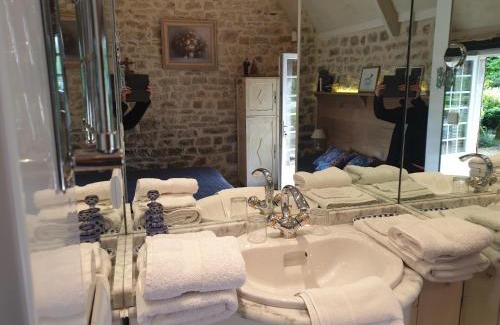Cavagnac Bed & Breakfast | Experience Oceanfront Bliss at Moulin du Soustre Hotel