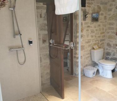Cavagnac Bed & Breakfast | Experience Oceanfront Bliss at Moulin du Soustre Hotel