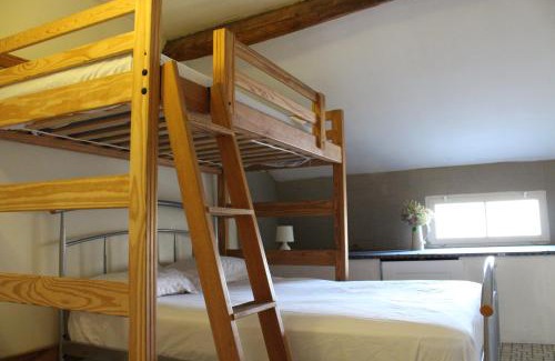 Artannes-sur-Thouet Bed & Breakfast | Guest Rated 8.6: Enjoy Breakfast at Moulin2Roues Hotel