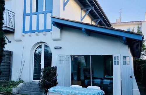 Le Moulleau House | Villa Arcachon: Oceanfront Stay with Spa & Stunning Views
