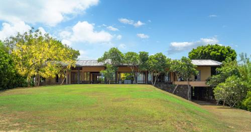 Mirissa Hotel | Pet-Friendly Mirissa Hills: Guest Rated 10/10 with Breakfast