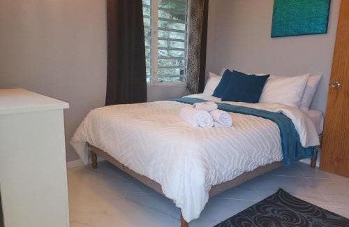 Seatons House | Kid-Friendly Mount Joy Getaway - Guest Rated 9.8/10!
