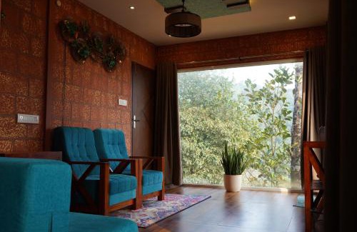 Quilandi Resort | Explore Mount Stratus Resort: Pet-Friendly & Family Fun